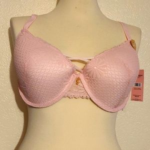 B2G1Free!!!   Juicy Couture Sexy Pushup Lola Pink